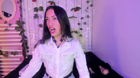 Snapshot of scarlett__fox__ chatting on February 1, 7:23 pm SCARLETT FOX online show from February 1, 7:23 pm