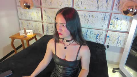 Snapshot of scarlett__fox__ chatting on January 27, 11:11 am SCARLETT FOX online show from January 27, 11:11 am