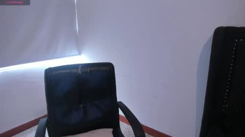 Scarlett Anaiz online show from November 27, 6:44 pm