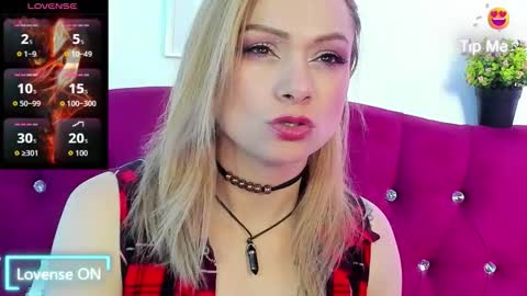 scarlett_blake11 online show from September 25, 5:28 am