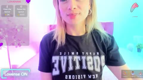 scarlett_blake11 online show from October 3, 6:40 am