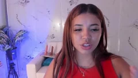 Snapshot of scarlett_enjoy1 chatting on September 20, 6:17 pm scarlett_enjoy1 online show from September 20, 6:17 pm