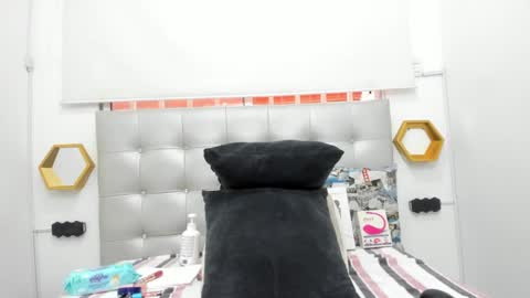 scarlett_fox20 online show from January 3, 12:19 pm