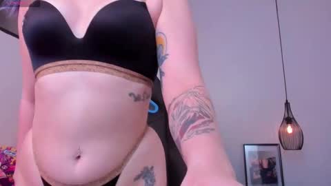 Scarlett goth  online show from September 9, 9:36 pm