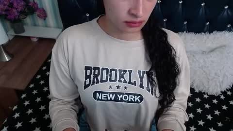 scarlett_keaton online show from September 22, 5:17 am