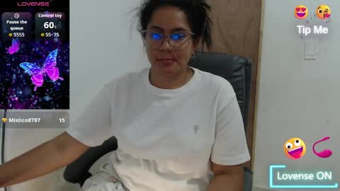 Scarlett online show from April 2, 3:09 pm