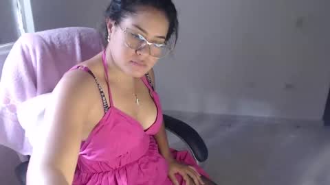 Snapshot of scarlett_liz chatting on March 11, 12:50 pm Scarlett online show from March 11, 12:50 pm