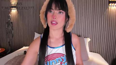 Snapshot of scarlett_model_ chatting on October 31, 11:42 pm Mon to Sat 545pm to 1030pm col online show from October 31, 11:42 pm