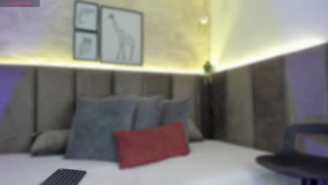 Scarlett online show from December 4, 4:32 am