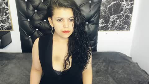 Scarlett online show from January 17, 3:43 pm