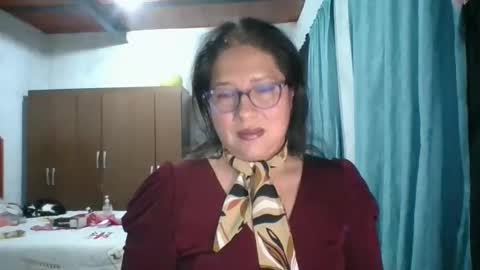 Snapshot of scarlett_widow chatting on September 21, 3:38 am scarlett_widow online show from September 21, 3:38 am