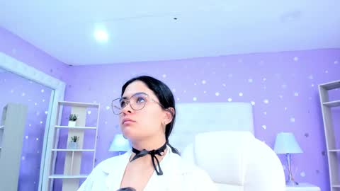 Snapshot of scarlette_15 chatting on September 19, 3:38 am Scarlette online show from September 19, 3:38 am