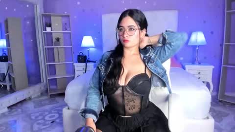 Snapshot of scarlette_15 chatting on September 20, 4:00 am Scarlette online show from September 20, 4:00 am