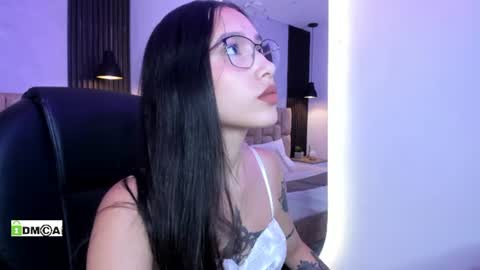 escarlata lee online show from July 12, 7:58 pm