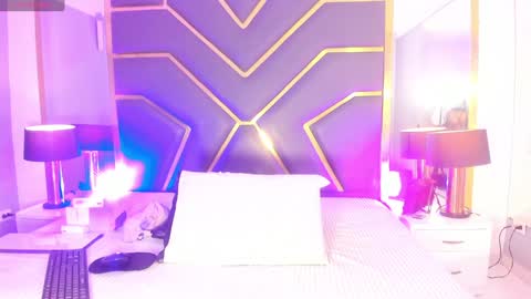 Scarlett Hot online show from February 7, 11:45 am