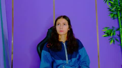 Snapshot of scarlettjones_x chatting on October 19, 1:07 am Scarlet online show from October 19, 1:07 am