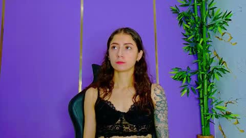 Snapshot of scarlettjones_x chatting on September 28, 2:29 am Scarlet online show from September 28, 2:29 am