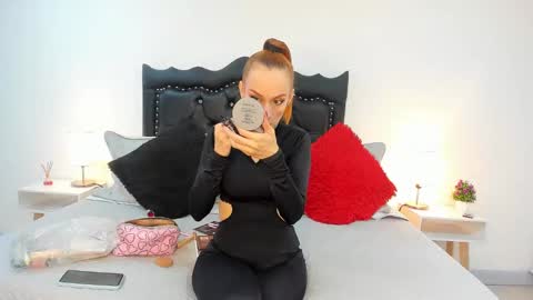 Scarlett online show from December 19, 12:45 pm