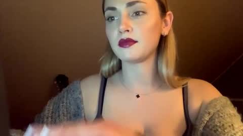 ScarlettxBlonde online show from March 19, 6:34 pm