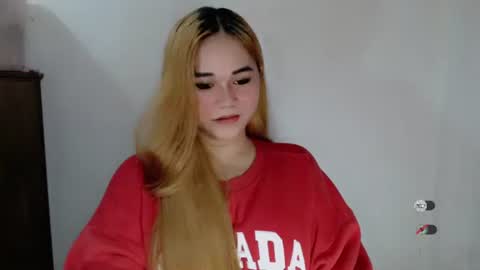 Snapshot of scarletvamp chatting on September 19, 11:59 pm scarletvamp online show from September 19, 11:59 pm