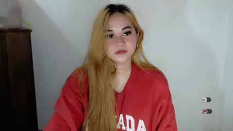 Snapshot of scarletvamp chatting on October 4, 3:12 am scarletvamp online show from October 4, 3:12 am