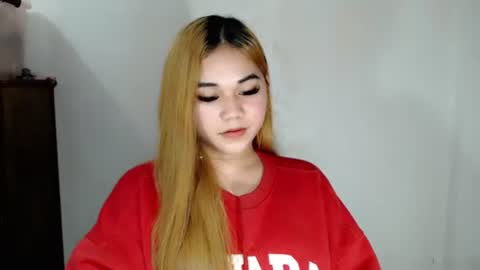 Snapshot of scarletvamp chatting on September 28, 1:12 am scarletvamp online show from September 28, 1:12 am