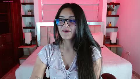 scarllet online show from January 13, 12:02 pm