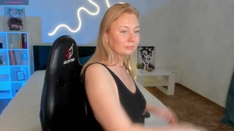 Samanta online show from October 15, 1:52 am