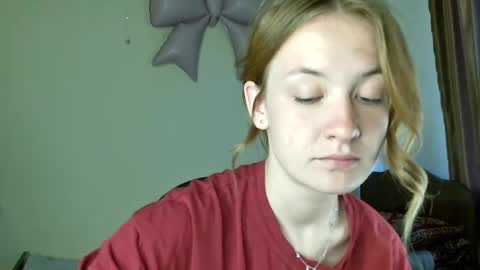 Elsa online show from June 30, 11:53 am