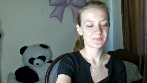 Elsa online show from July 14, 10:21 am