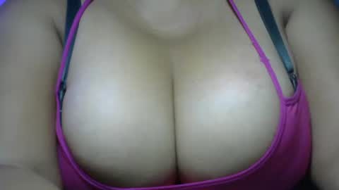 mai latina online show from March 21, 2:00 pm