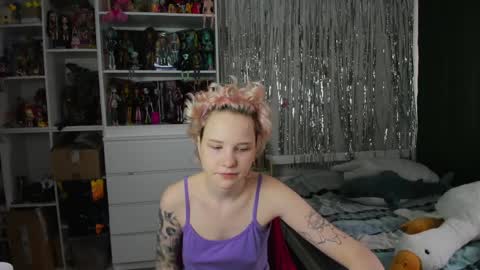 Rina online show from April 1, 7:09 am