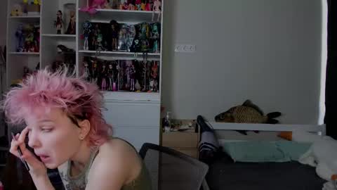 Rina online show from February 9, 7:21 am