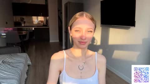 Kate online show from April 14, 3:01 pm