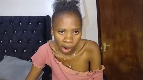 sebatrishaa online show from September 29, 6:02 pm