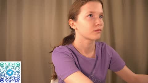 Snapshot of second_aid chatting on January 27, 2:10 am Brenda online show from January 27, 2:10 am