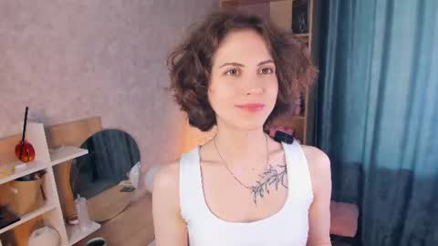 Mia online show from July 2, 6:08 am