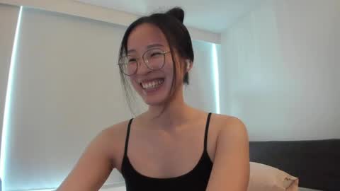 Angela online show from June 5, 11:33 pm