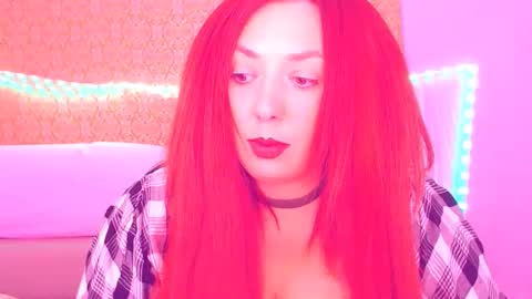 Snapshot of secrettbela4u chatting on September 15, 10:39 pm secrettbela4u online show from September 15, 10:39 pm