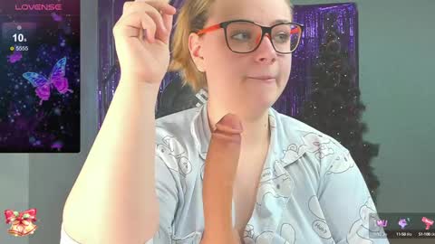 seductive_she_wolf online show from December 10, 6:22 am