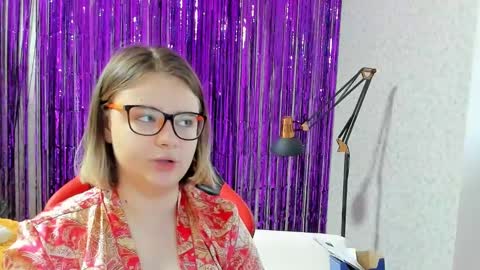seductive_she_wolf online show from January 28, 12:22 pm