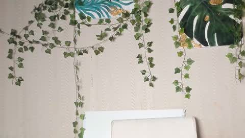 Snapshot of seductive_she_wolf chatting on October 10, 6:40 am seductive_she_wolf online show from October 10, 6:40 am