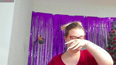 seductive_she_wolf online show from December 25, 12:37 pm