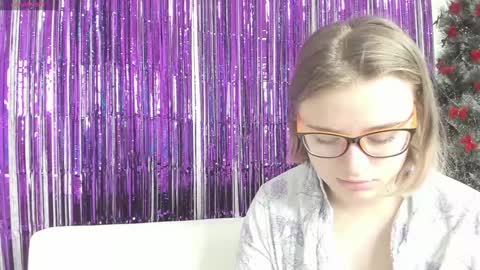 seductive_she_wolf online show from January 16, 11:15 am