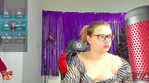 seductive_she_wolf online show from December 19, 6:12 am