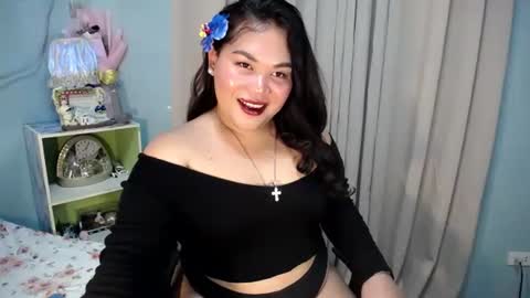 Snapshot of seductivecurvesxxx chatting on September 11, 5:57 pm seductivecurvesxxx online show from September 11, 5:57 pm
