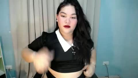 Snapshot of seductivecurvesxxx chatting on September 14, 3:43 pm seductivecurvesxxx online show from September 14, 3:43 pm