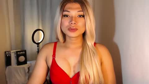 Deluxe online show from September 15, 5:27 am