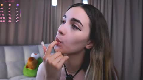 Snapshot of seeeyoubaby chatting on September 27, 4:36 pm Slavia online show from September 27, 4:36 pm