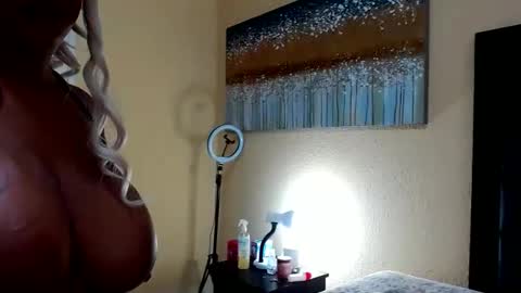 Snapshot of selamolelaminnah chatting on March 4, 1:59 pm selamolelaminnah online show from March 4, 1:59 pm
